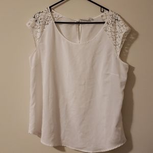 ♕ 2/$10 White Floral Half Shoulder Blouse
